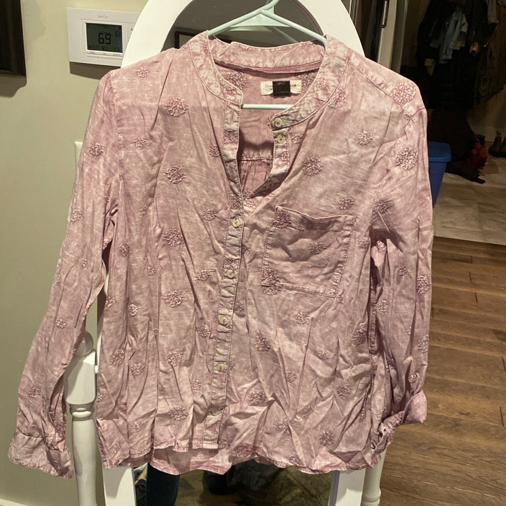 Pilcro by Anthropologie purple button-down shirt. Women size S.